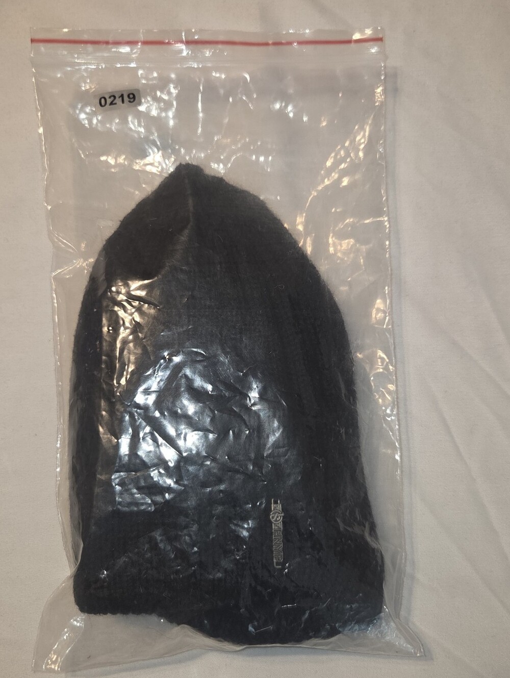 Black Ribbed Knit Beanie Hat - Picture 3 of 3